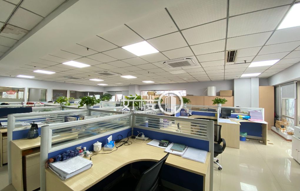 大坪石油路万科中心精装修带家具出售m²写字楼|办公室出售|租赁/租金/图片