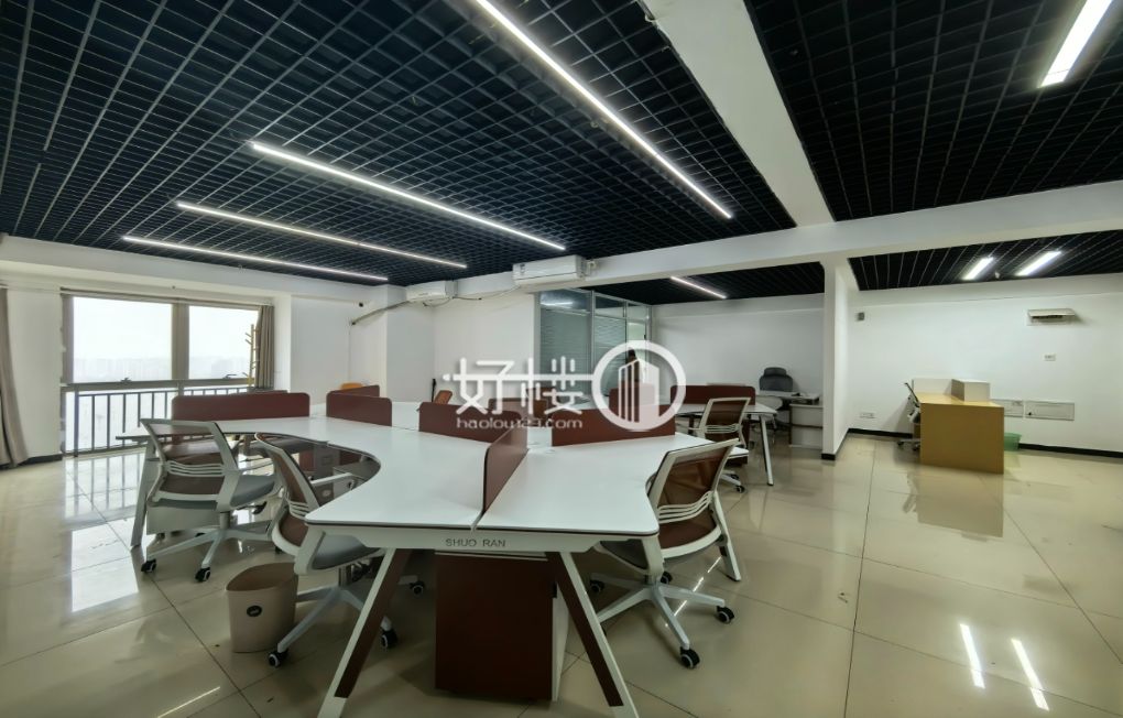 万科中心电梯口旁装修带家具办公室出租拎包办公m²写字楼|办公室出租|租赁/租金/图片