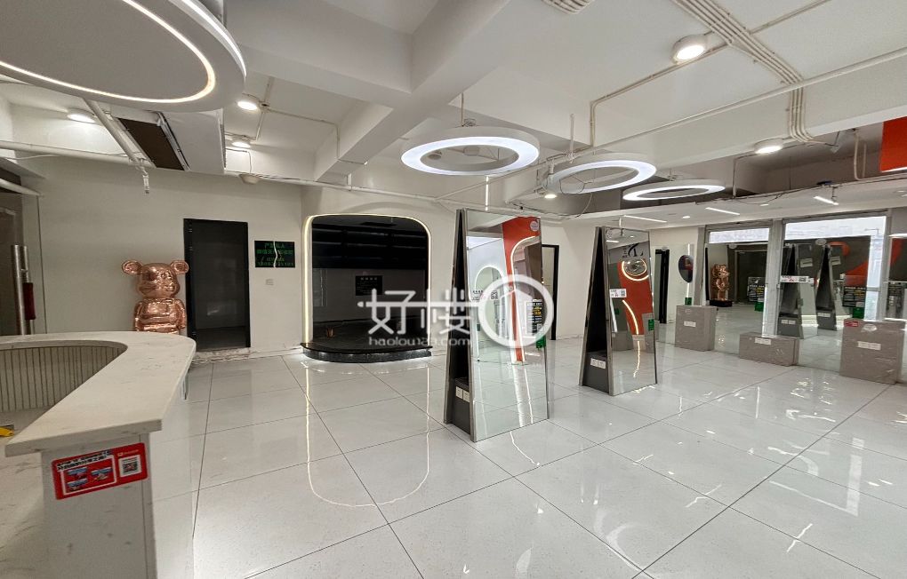 轻轨楼上  万达广场  精装带家具125平m²写字楼|办公室出租|租赁/租金/图片