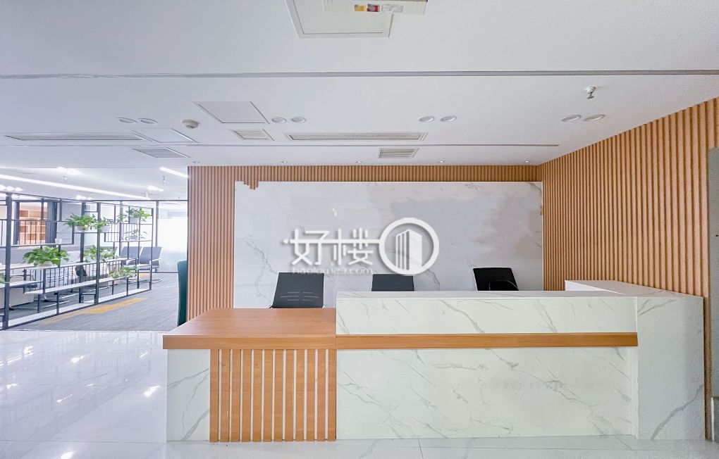 出租南坪万达 正商圈电梯口 带家具办公写字楼|办公室出租|租赁/租金/图片