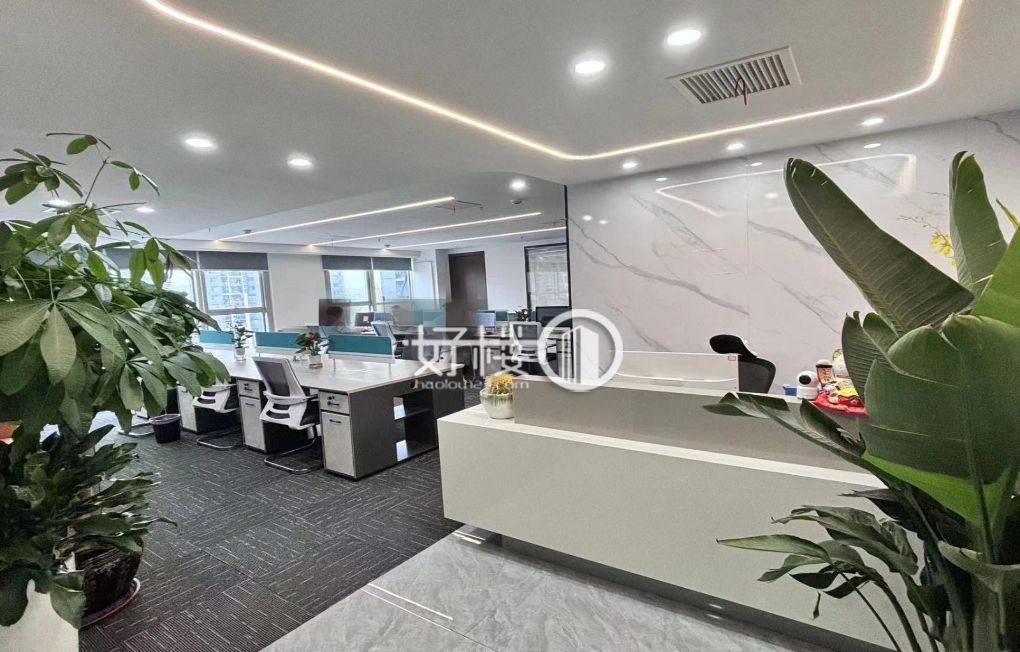 轻轨出口 核心商圈  万达广场精装带家具 业主直租m²写字楼|办公室出租|租赁/租金/图片