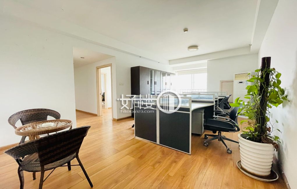 南坪上海城 精装小户型 带办公家具写字楼|办公室出租|租赁/租金/图片
