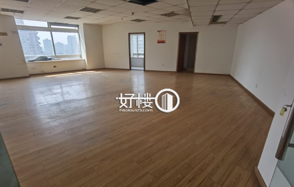 解放碑CBD地铁口世贸中心158平业主诚心出售！！写字楼|办公室出租|租赁/租金/图片