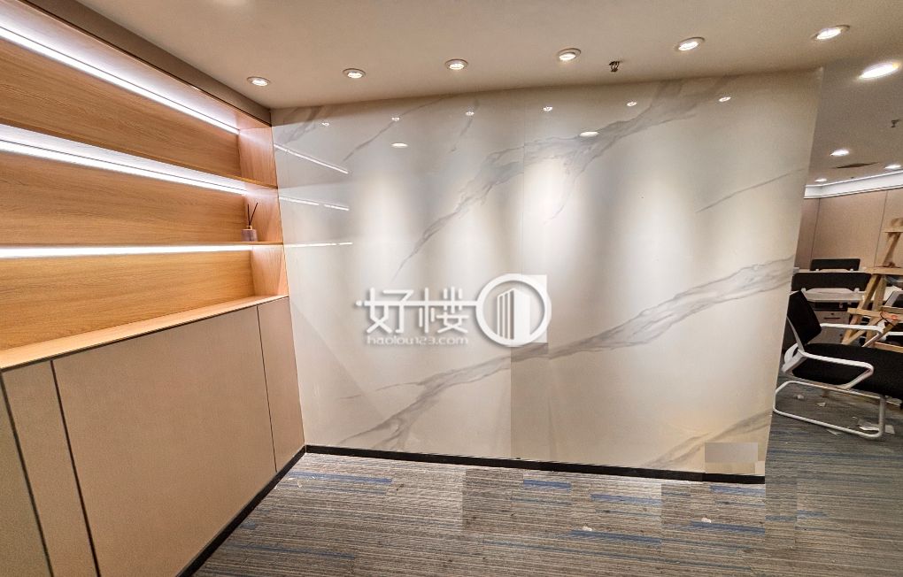 解放碑商圈，世界贸易中心精装带全套办公家具出租m²写字楼|办公室出租|租赁/租金/图片