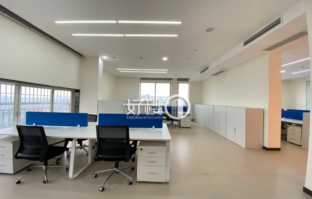 地铁口，三峡广场精装办公，带家具，面积可选写字楼|办公室出租|租赁/租金/图片