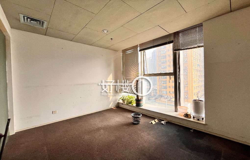 观音桥中信大厦业主直租 m²写字楼|办公室出租|租赁/租金/图片