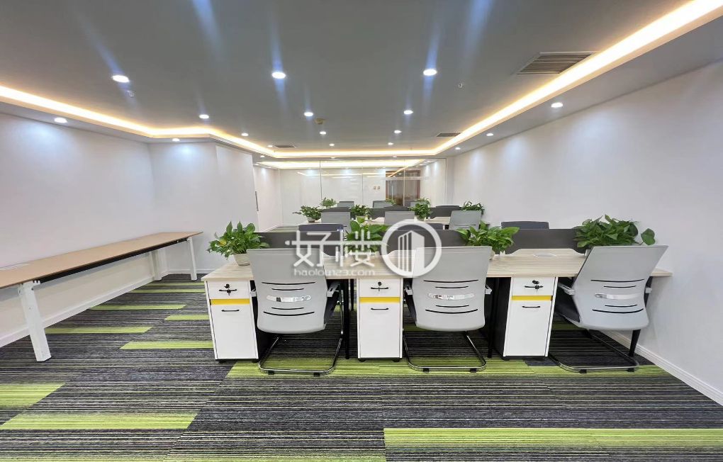 观音桥商圈轻轨口中信大厦电梯口精装家具齐全m²写字楼|办公室出租|租赁/租金/图片