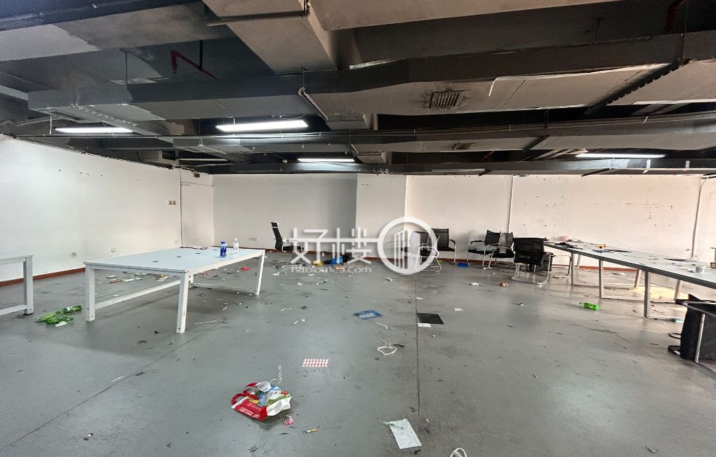 观音桥地铁口 中信大厦业主直租 采光好户型方正m²写字楼|办公室出租|租赁/租金/图片