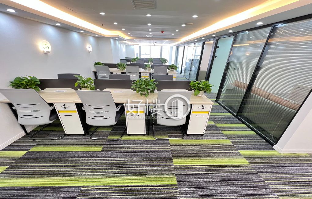 观音桥商圈中心 精装现房 4个隔间大厅36人m²写字楼|办公室出租|租赁/租金/图片