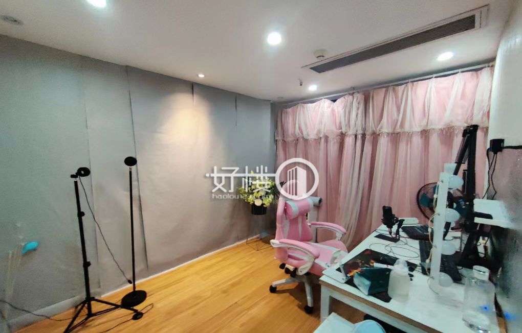 观音桥商圈 中信大厦 210平精装带家具 拎包入住m²写字楼|办公室出租|租赁/租金/图片