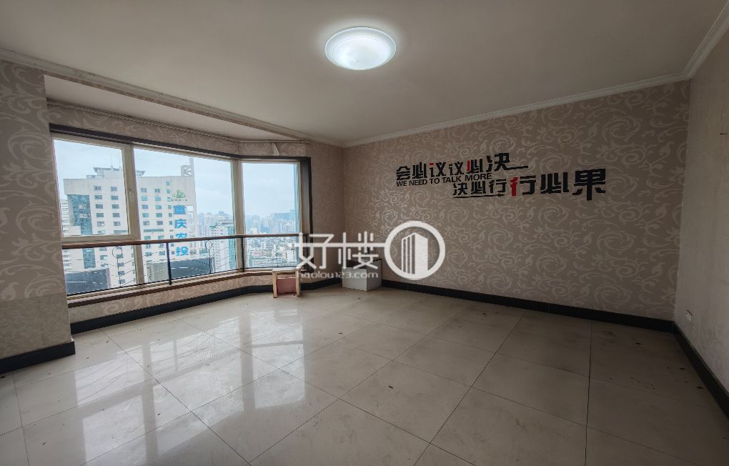 两路口双轨即到中华广场165平装修房低价出租写字楼|办公室出租|租赁/租金/图片