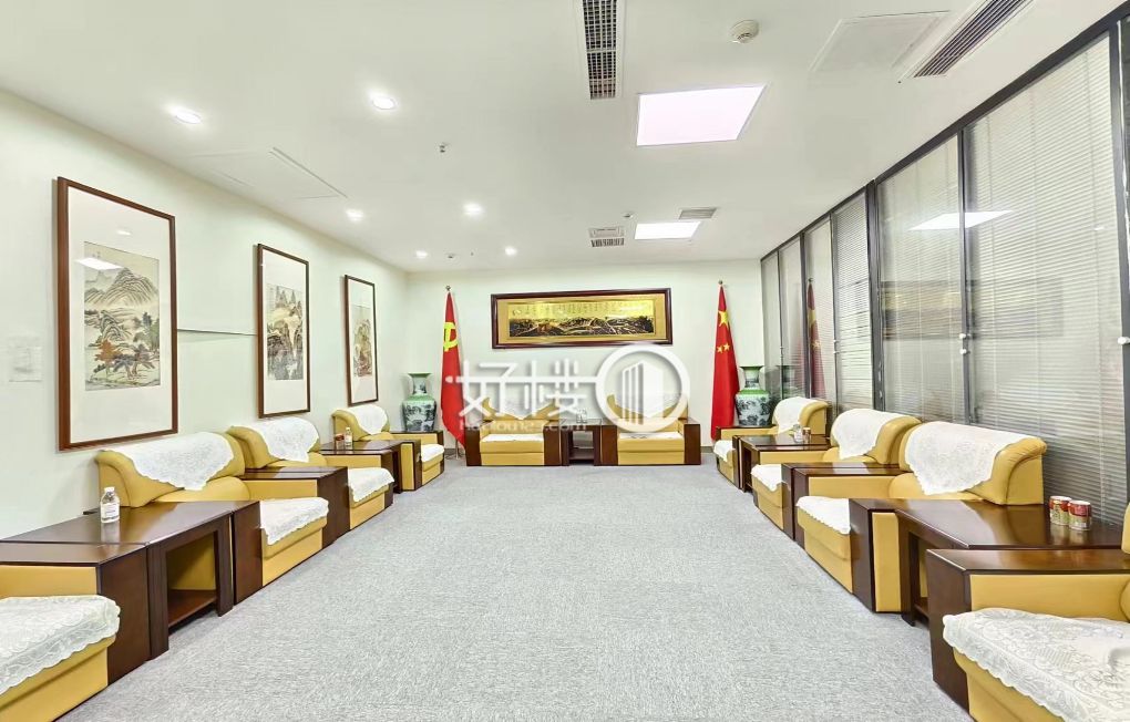 租金单价26丨正对电梯口丨20多个房间丨写字楼|办公室出租|租赁/租金/图片