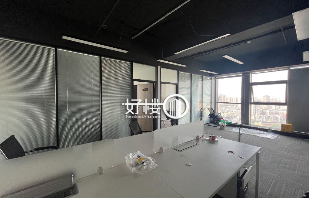 杨家坪步行街精装修办公室出售写字楼|办公室出租|租赁/租金/图片