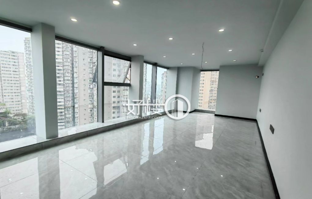 杨家坪 轻轨站直达 中迪广场 精装办公室 拎包入住m²写字楼|办公室出租|租赁/租金/图片