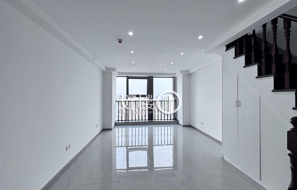 杨家坪中迪广场 配套成熟 高性价比 随时看写字楼|办公室出租|租赁/租金/图片