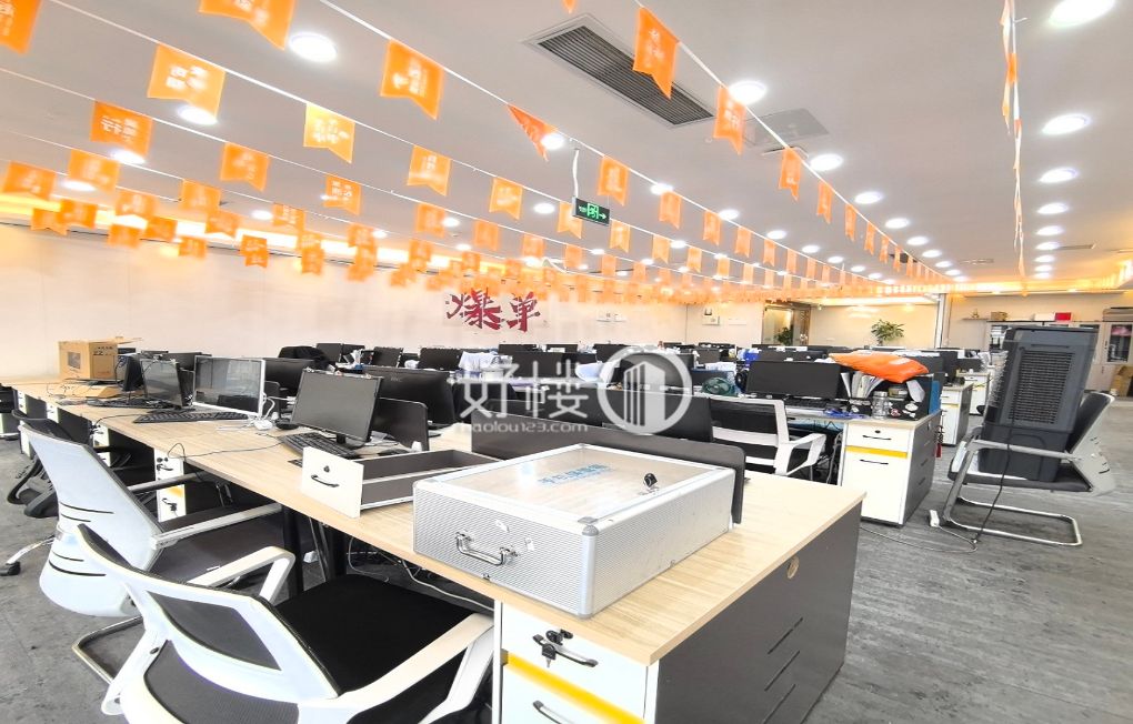 中迪广场全新装修，大面积，精装带家具m²写字楼|办公室出租|租赁/租金/图片