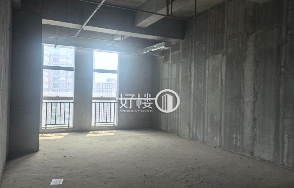 杨家坪甲级写字楼丨打骨折出售丨单价八千一手税写字楼|办公室出租|租赁/租金/图片