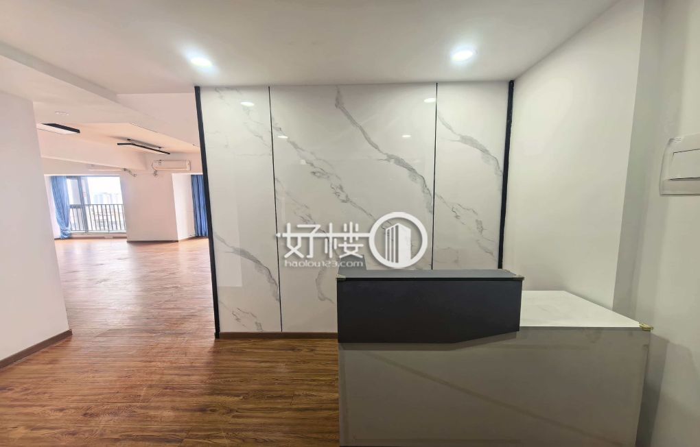 仁安龙城国际  双轻轨出行  精装带家具m²写字楼|办公室出租|租赁/租金/图片