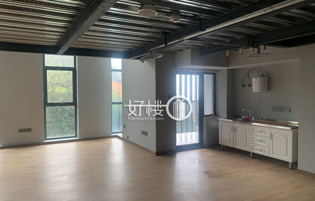 江北嘴一线江景房保利中心跃层出全新装修出租中写字楼|办公室出租|租赁/租金/图片