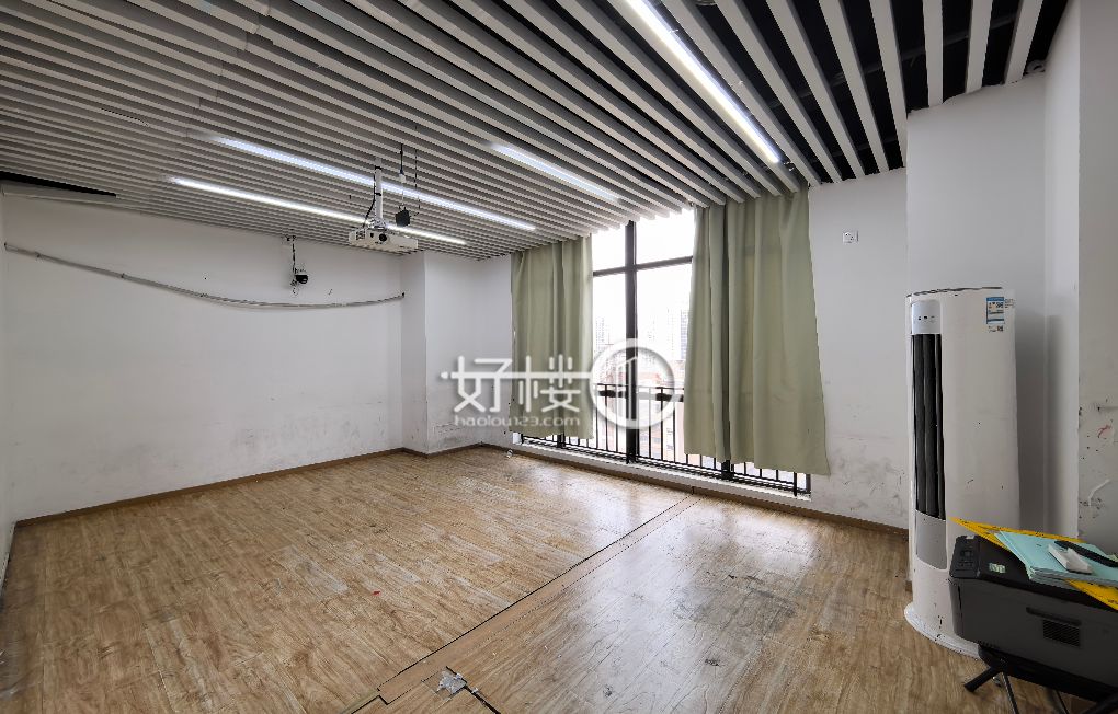 保利时代  户型方正  精装 4个隔间 带空调写字楼|办公室出租|租赁/租金/图片