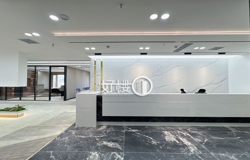 南坪商圈凯宾斯基电梯口 带全套家具 豪装大气m²写字楼|办公室出租|租赁/租金/图片
