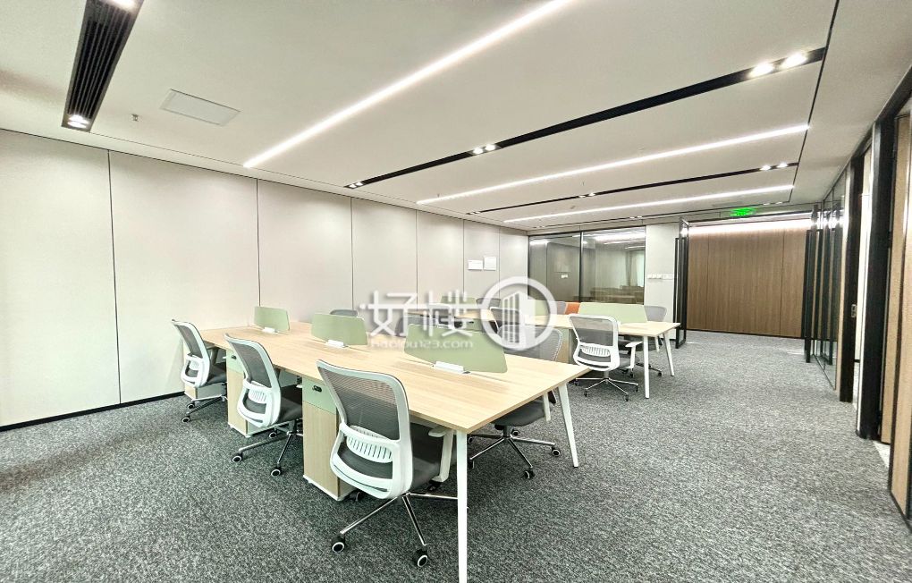 江北嘴力帆中心 地铁口全新装修一线江景拎包入住m²写字楼|办公室出租|租赁/租金/图片