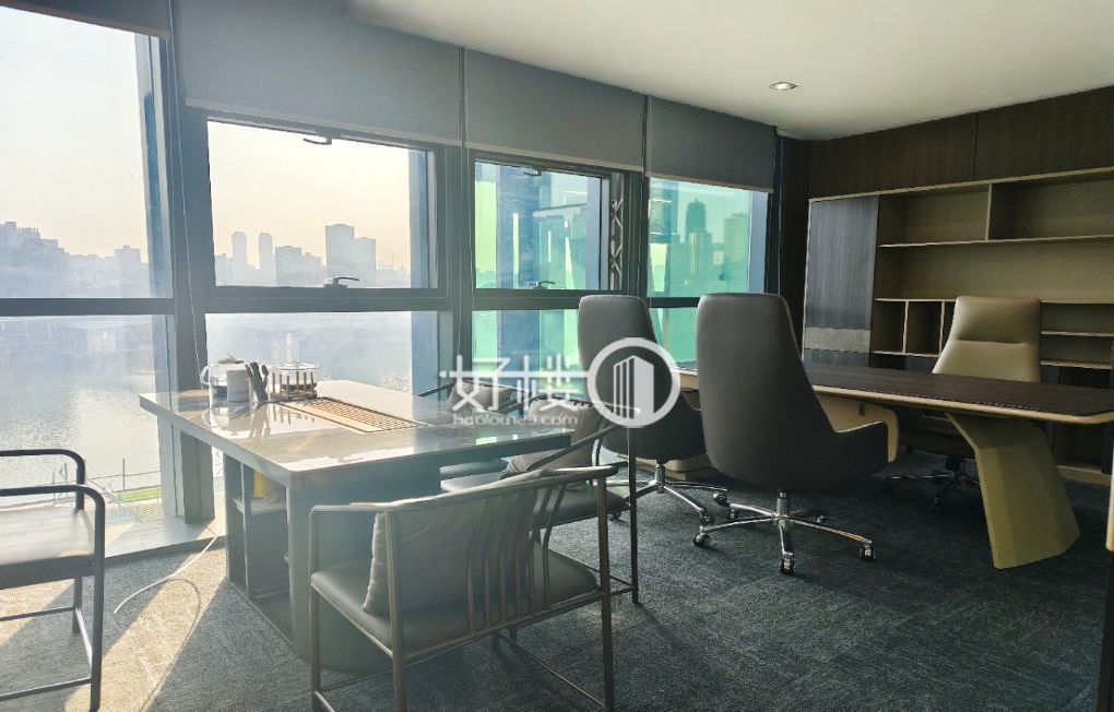 力帆中心电梯口丨功能分区丨带家具拎包入住m²写字楼|办公室出租|租赁/租金/图片