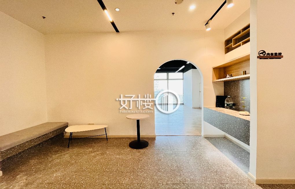 爱琴海 瑜伽装修业主直租 无转让费写字楼|办公室出租|租赁/租金/图片