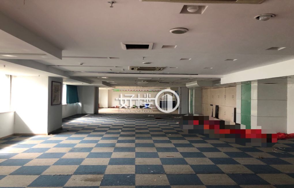 业主急售！！轻轨出口 正对电梯 精装修 价格好谈！写字楼|办公室出租|租赁/租金/图片