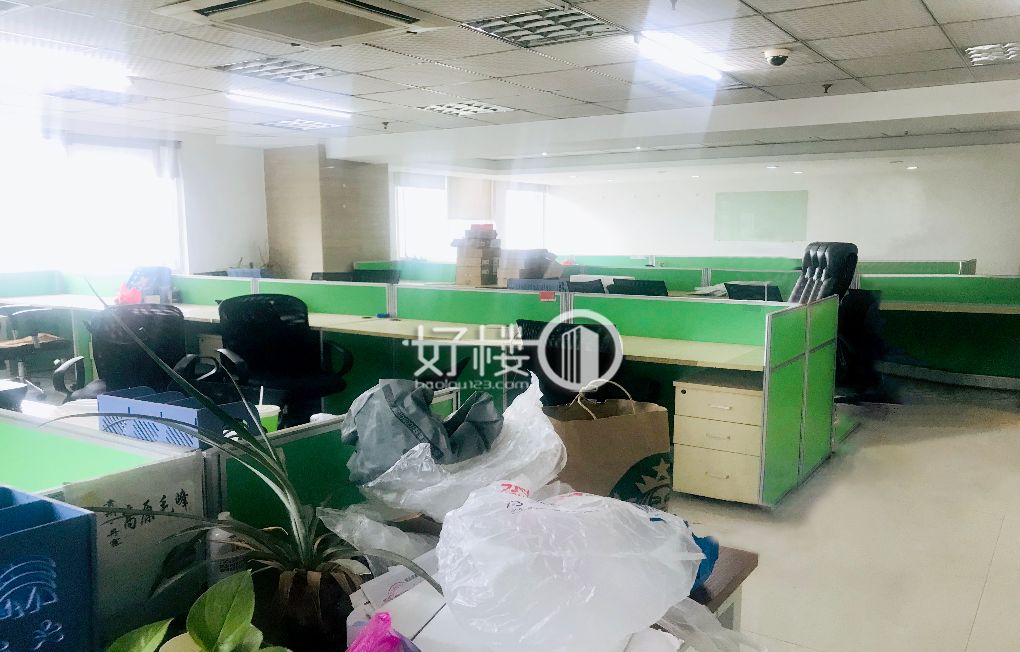 交通方便渝中区大坪嘉华鑫城精装带三个独立办公室出租m²写字楼|办公室出租|租赁/租金/图片