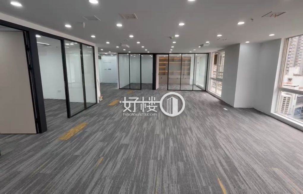 大坪嘉华鑫城丨大厅可坐40人丨精装修配全套家具出租m²写字楼|办公室出租|租赁/租金/图片
