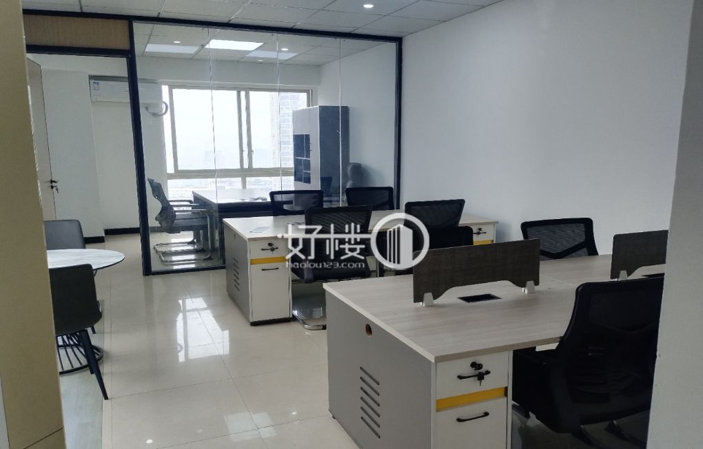 大坪嘉华鑫城丨带1独立办公室丨精装带家具出租m²写字楼|办公室出租|租赁/租金/图片