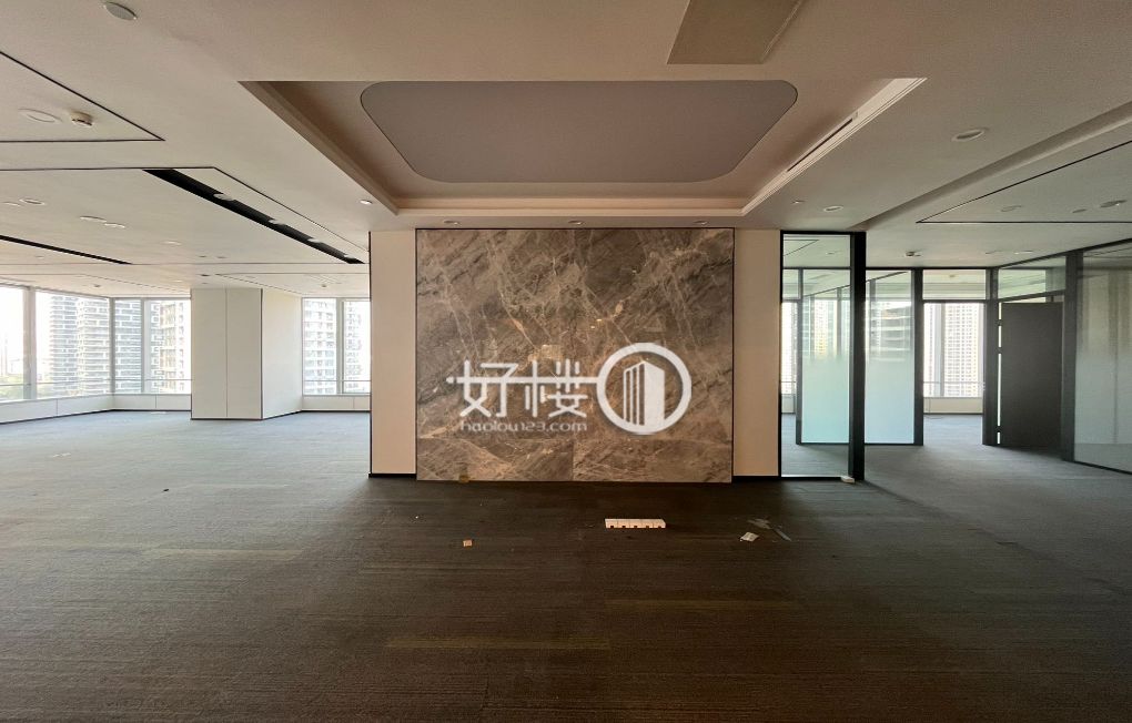 国金中心 电梯口  业主诚心出售 带装修 写字楼|办公室出售|租赁/租金/图片