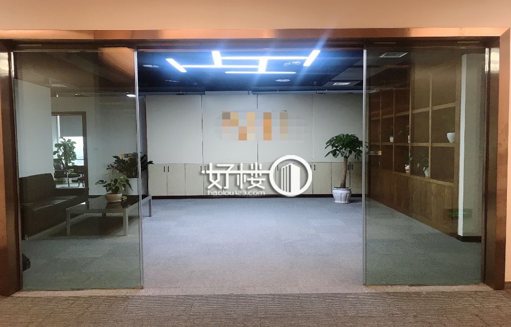 国金中心T2栋写字楼|办公室出售|租赁/租金/图片