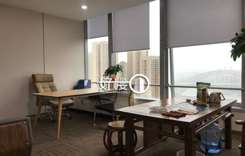 国金中心 江景房 双面采光 户型稀缺写字楼|办公室出租|租赁/租金/图片