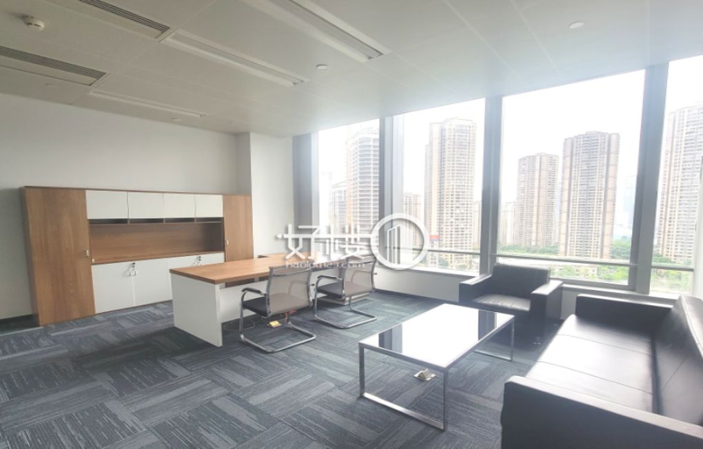 国金中心 电梯口 176平精装 可定制装修 拎包入m²写字楼|办公室出租|租赁/租金/图片