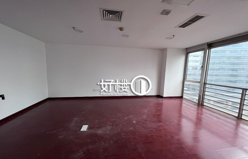 解放碑中心 户型方正 业主亏本出售写字楼|办公室出租|租赁/租金/图片