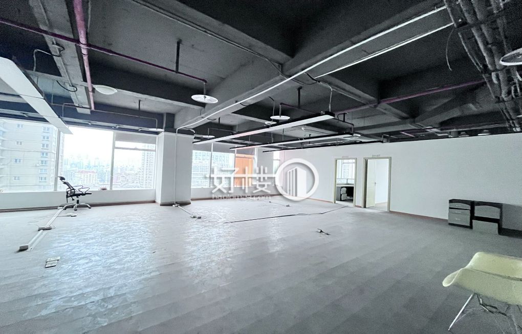 解放碑国贸中心户型方正办公室，三个办公室，出租写字楼|办公室出租|租赁/租金/图片