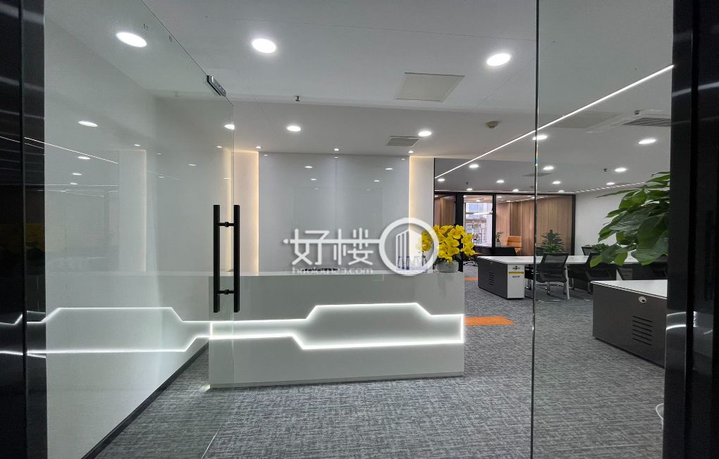 渝中区解放碑国际贸易大厦精装办公室特价出售！！写字楼|办公室出租|租赁/租金/图片