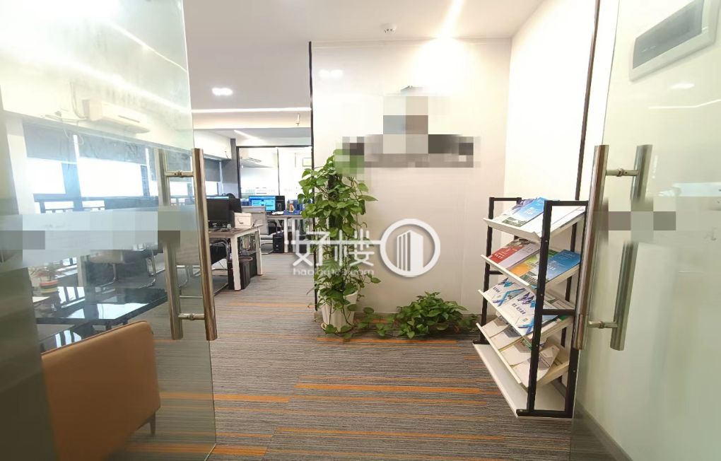 南坪 城市之光 精装带家具出租 轻轨出口 交通便利写字楼|办公室出租|租赁/租金/图片