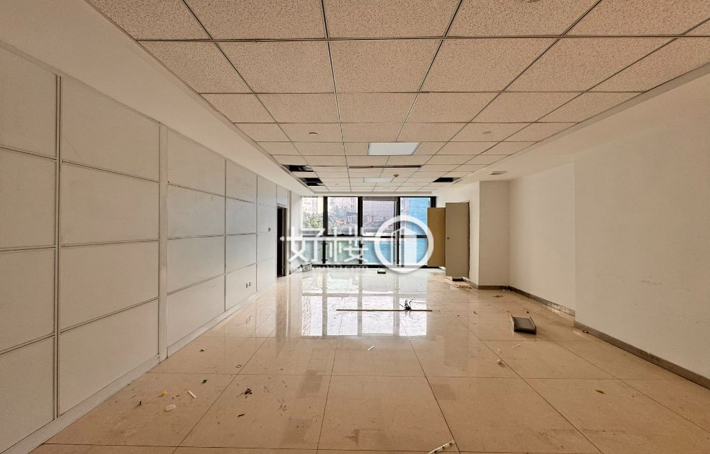 解放碑CBD 威斯汀办公室出售 小什字换乘站旁边！写字楼|办公室出租|租赁/租金/图片