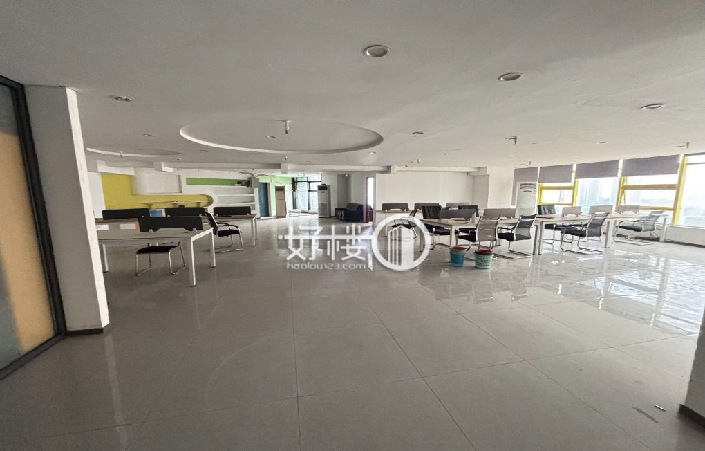 南坪核心地段 帝景摩尔330平，租金6千！优质房源写字楼|办公室出租|租赁/租金/图片