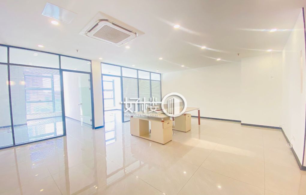 帝豪名都楼下就是轻轨丨精装修带家具的写字楼|办公室出租|租赁/租金/图片