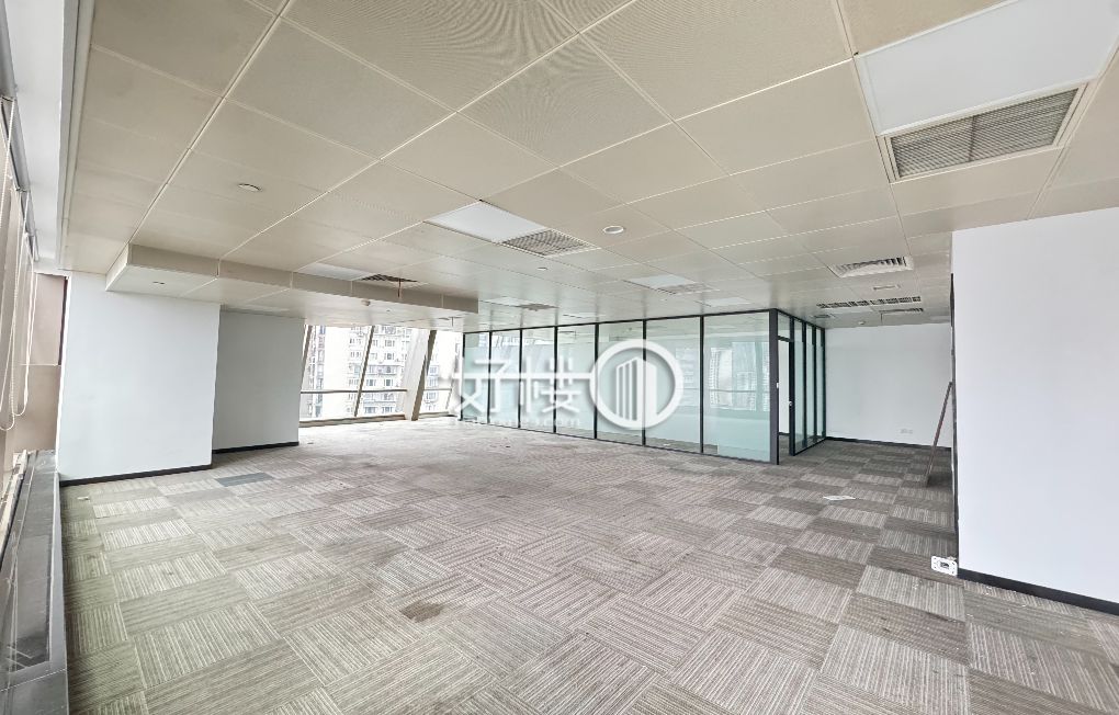 解放碑平安国际真实产权面积出 端头户型 双面采光 m²写字楼|办公室出租|租赁/租金/图片