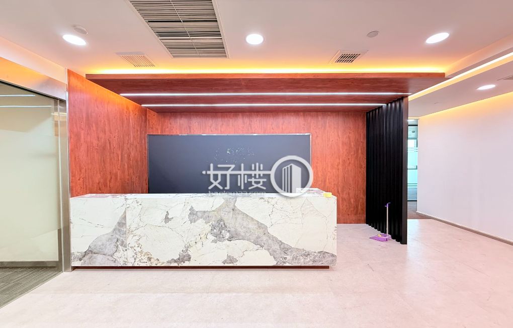 多隔间物业 平安国际金融中心电梯口精装带家具m²写字楼|办公室出租|租赁/租金/图片