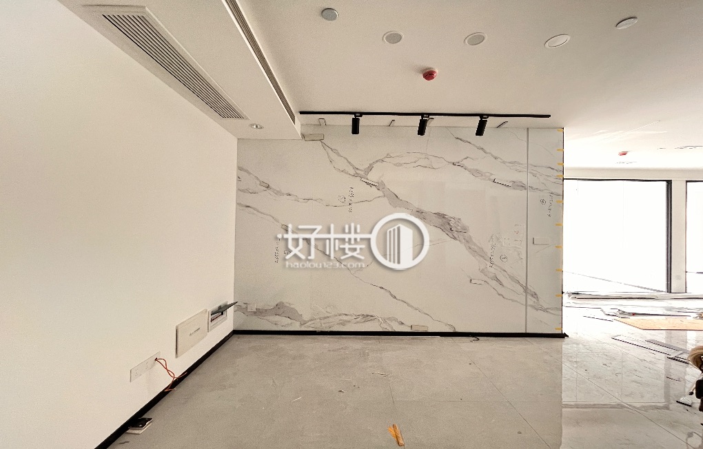 邱家湾 轻轨口 业主直租 精装办公 出租写字楼|办公室出租|租赁/租金/图片