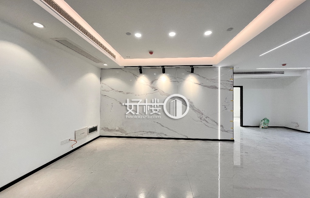 6号线邱家湾 轻轨口 业主直租精装 拎包办公写字楼|办公室出租|租赁/租金/图片