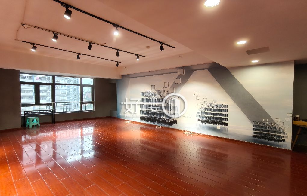 恒大名都，石油路地铁出口，精装带家具，办公室出租。m²写字楼|办公室出租|租赁/租金/图片