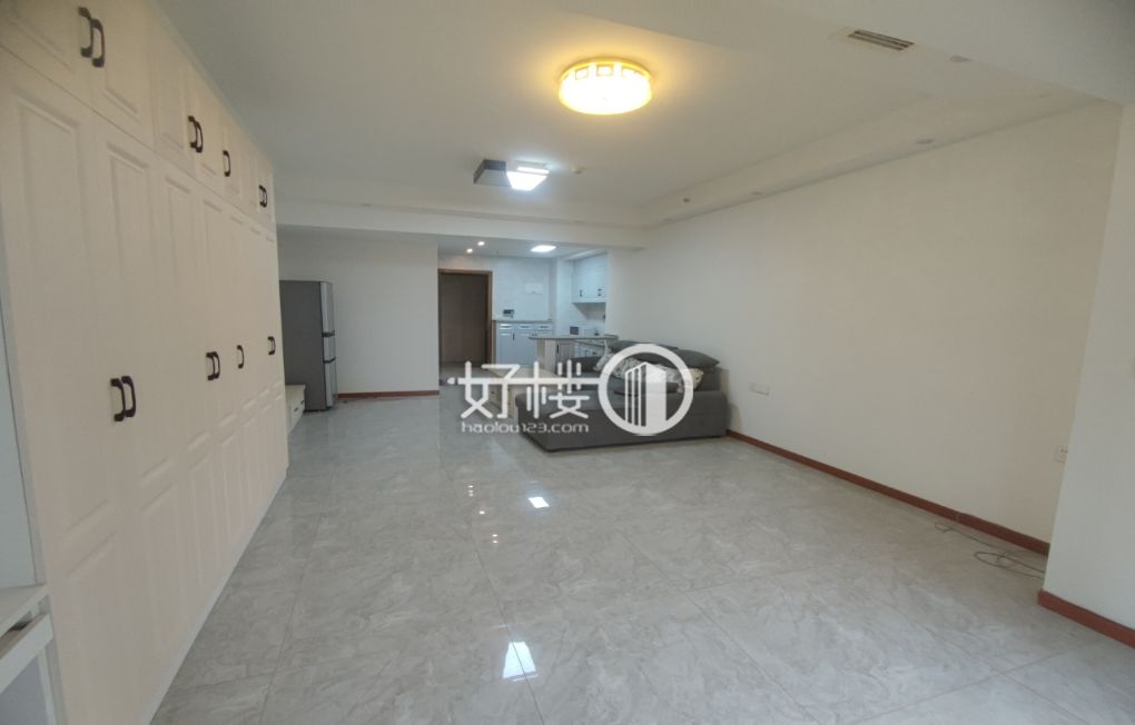 渝中区大坪轻轨站出口恒大都市广场随时入住写字楼|办公室出租|租赁/租金/图片