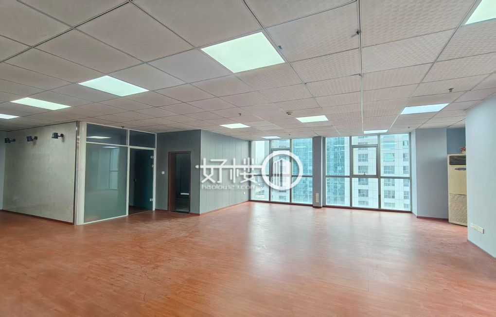 扬子江三轻轨口，交通便利端头户型，采光好m²写字楼|办公室出租|租赁/租金/图片